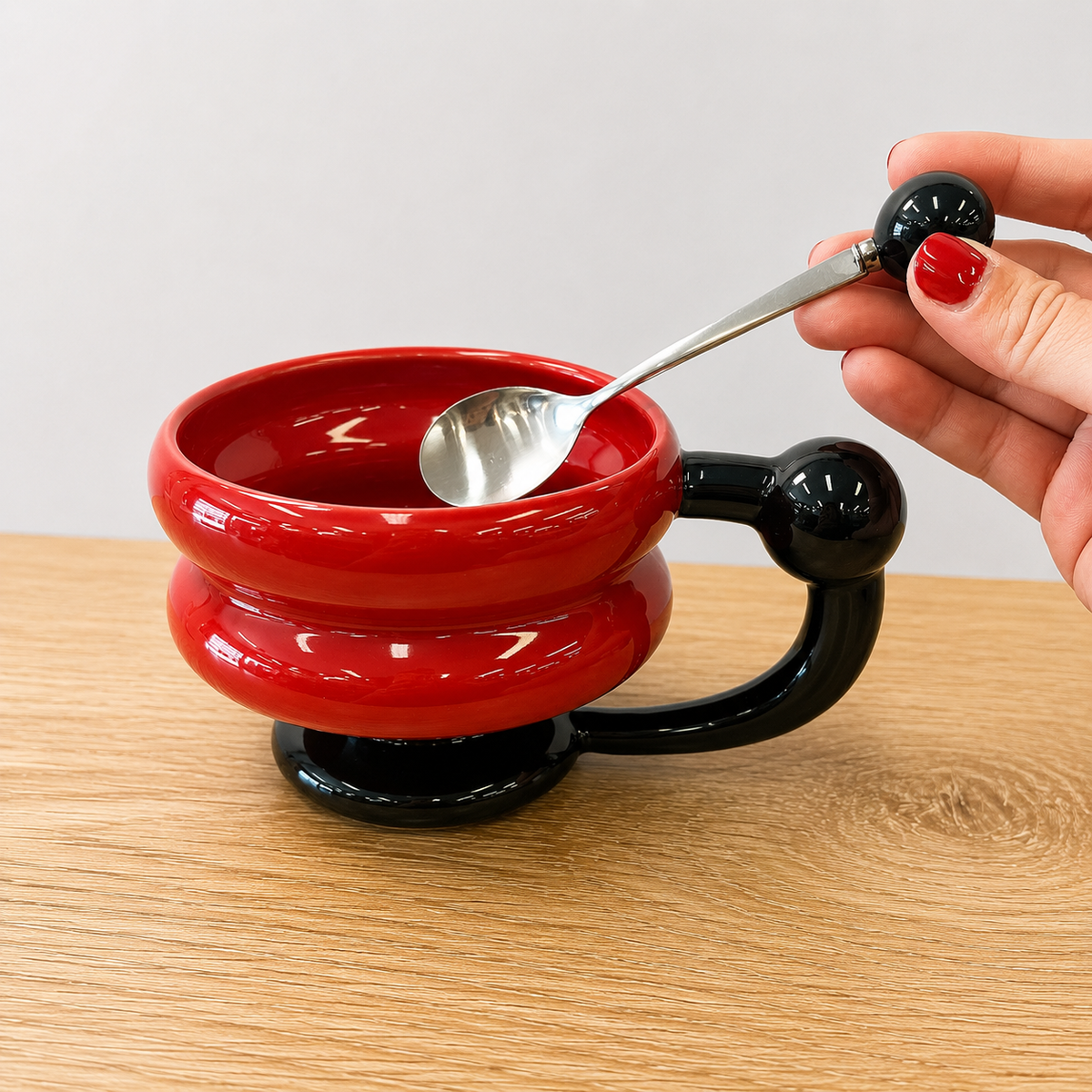 Red & Black Bubble Handle Mug with Spoon