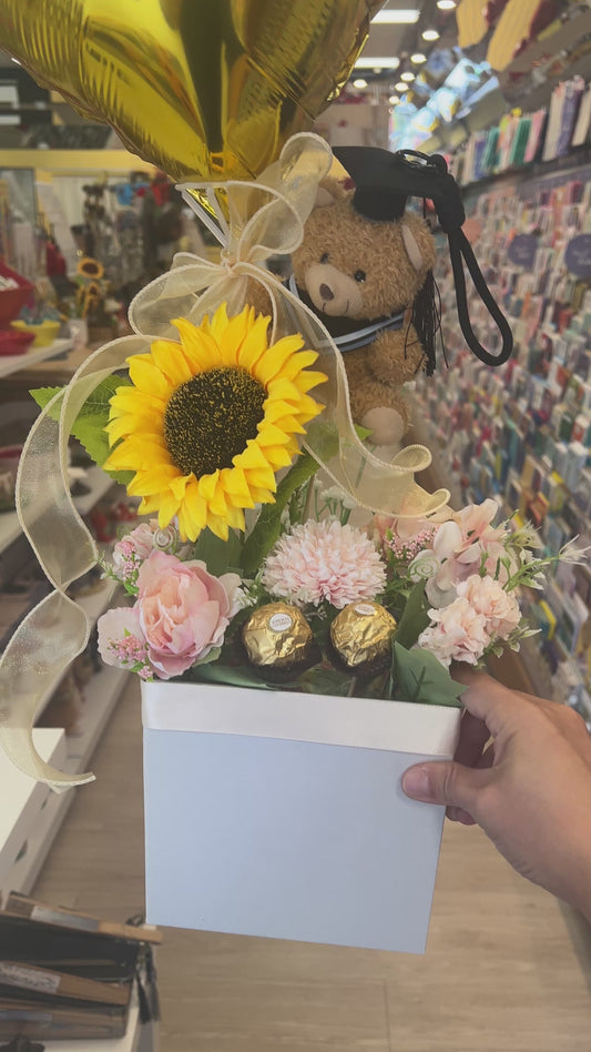 Foil Balloon Gift Box - Flower Edition